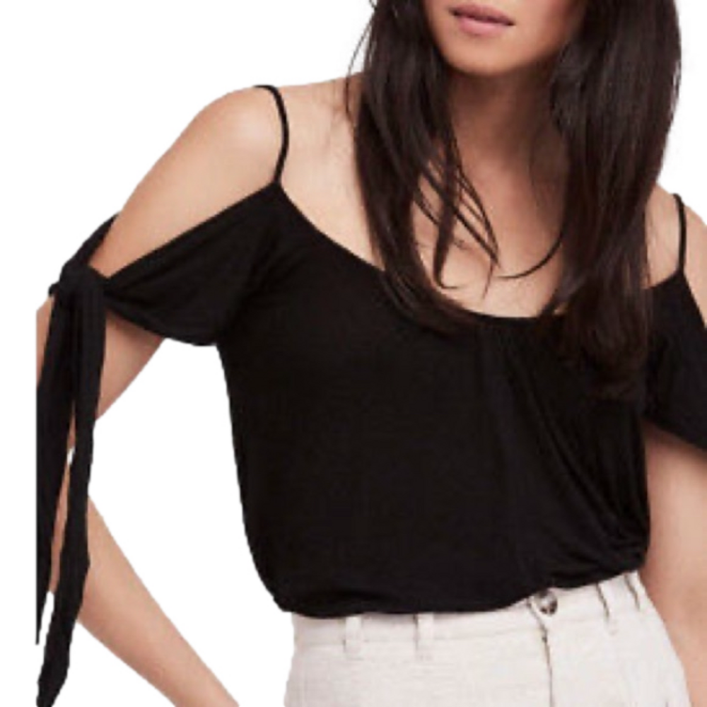 NWT FREE PEOPLE WE THE FREE Believe Me Black Cold Shoulder Top Women’s Size XS